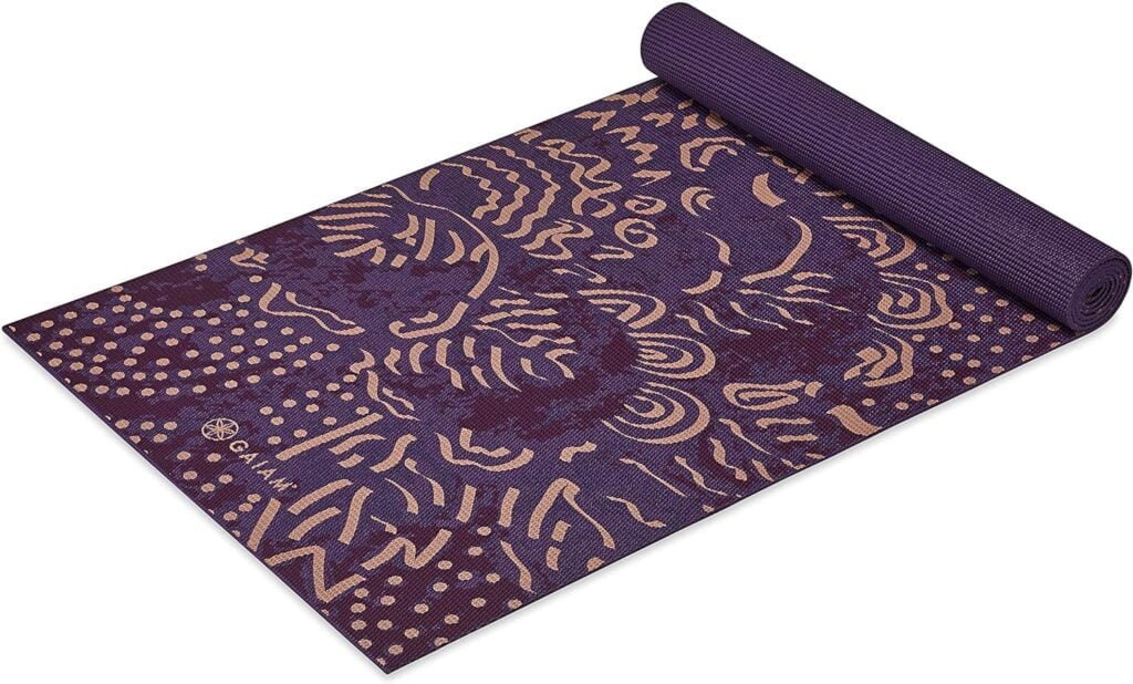 Gaiam Print Yoga Mat, Non Slip Exercise  Fitness Mat for All Types of Yoga, Pilates  Floor Exercises